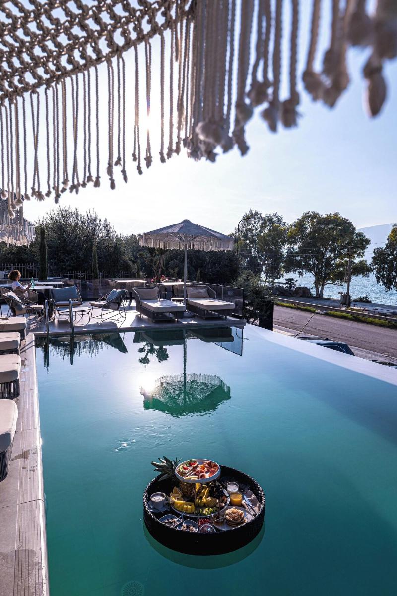 Mazarine Hotel image