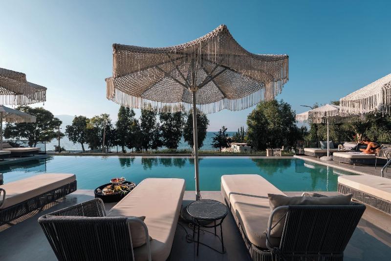 Mazarine Hotel image