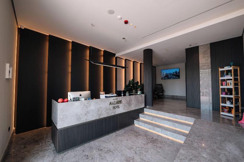 Mazarine Hotel image