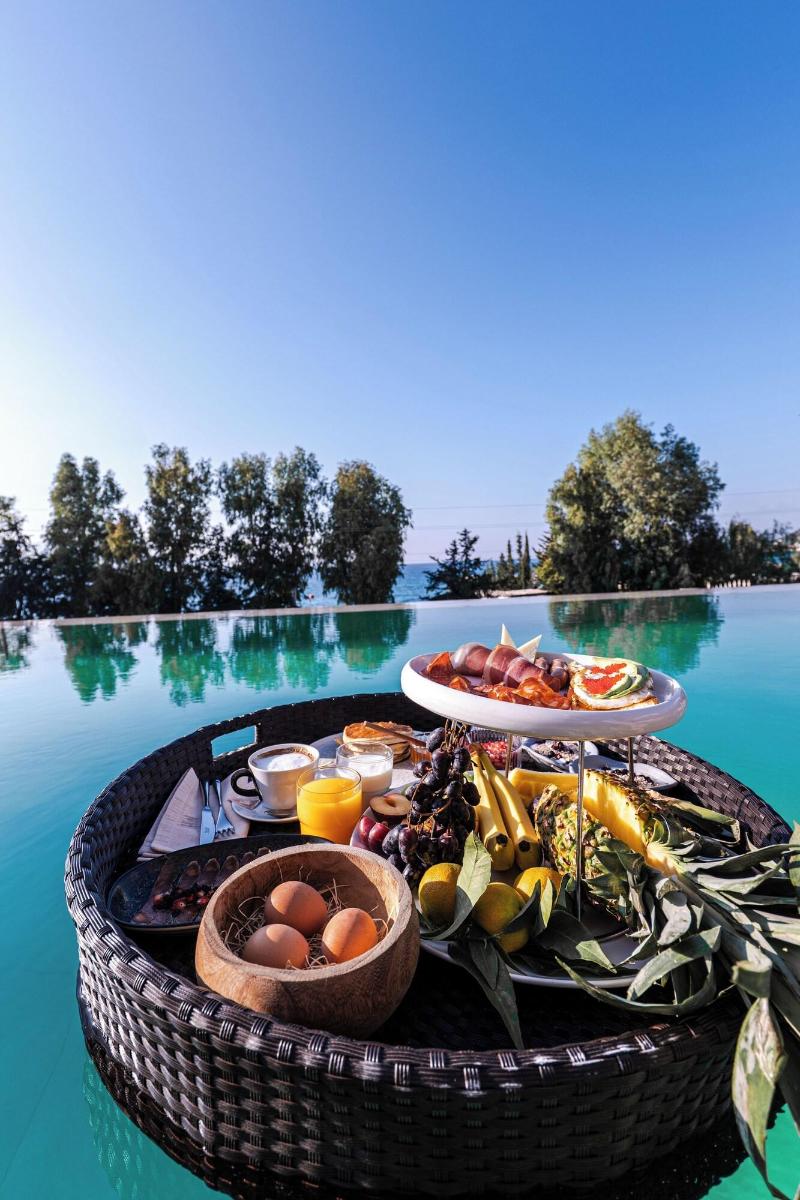 Mazarine Hotel image
