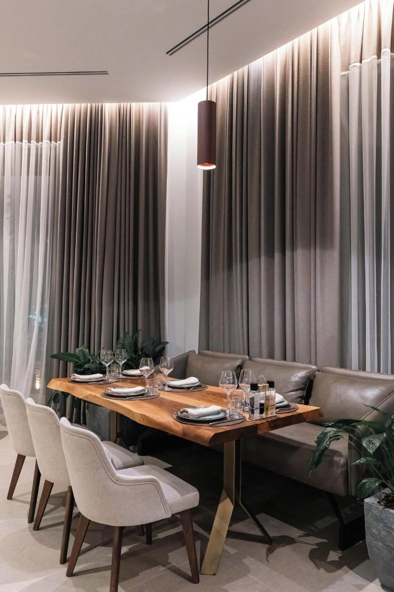 Mazarine Hotel image