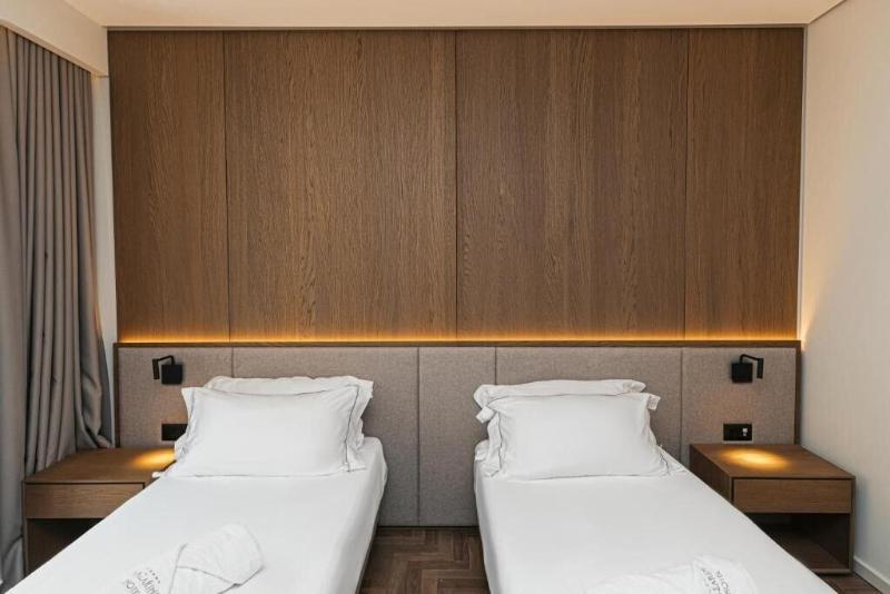 Mazarine Hotel image