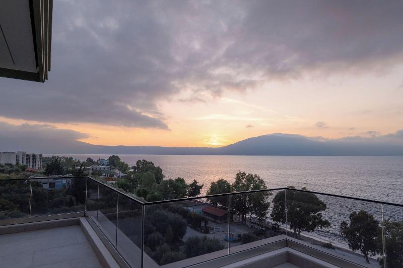 Mazarine Hotel image