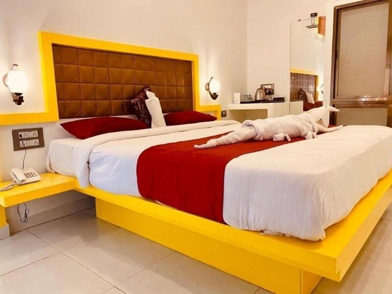 Panchgani Hollywood Palace Resort image
