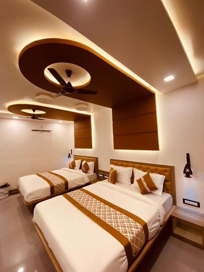 Panchgani Hollywood Palace Resort image