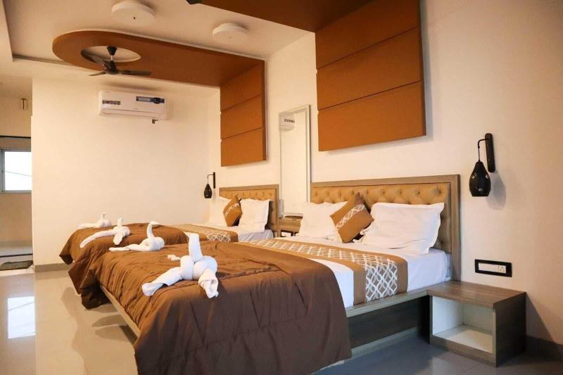 Panchgani Hollywood Palace Resort image