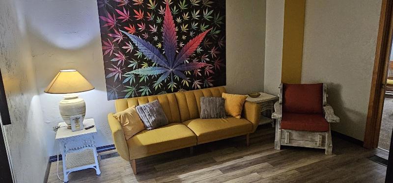 The Canna House By High Society Rentals image