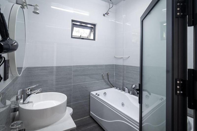 Dieu Thong Hotel image