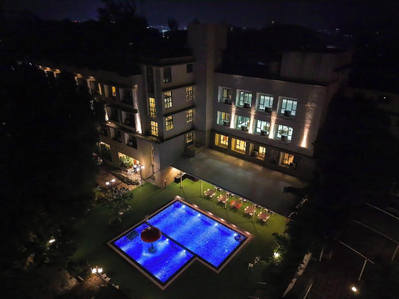 Metropark Hotel image
