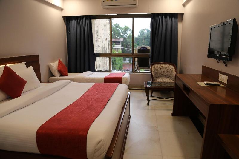Metropark Hotel image