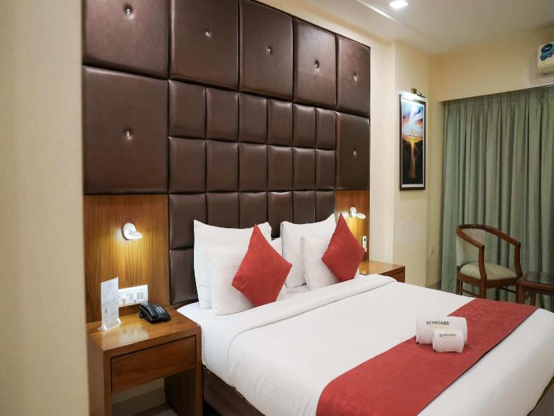 Metropark Hotel image