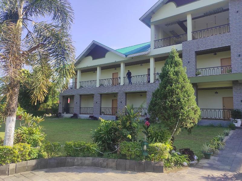 Padmini Resorts