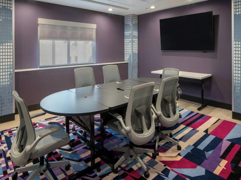 Aloft Memphis Downtown