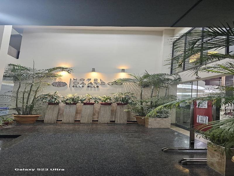 Hotel Daaysco Oley Allo image