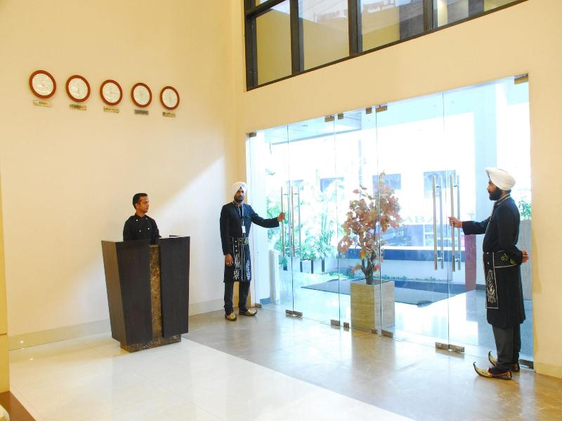 Hotel Daaysco Oley Allo image