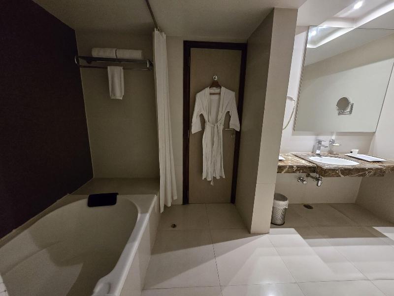 Hotel Daaysco Oley Allo image