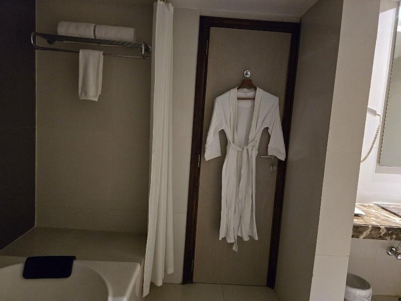Hotel Daaysco Oley Allo image