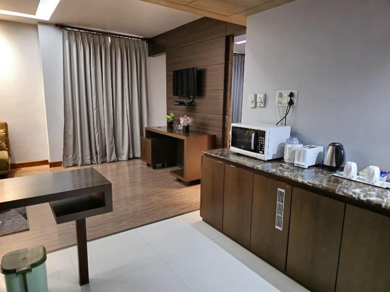 Hotel Daaysco Oley Allo image