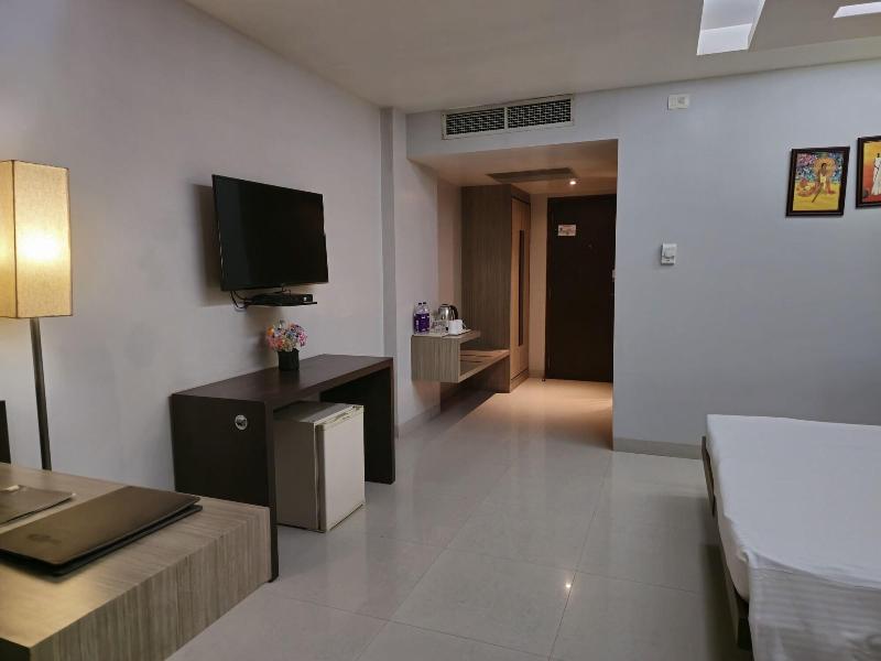 Hotel Daaysco Oley Allo image