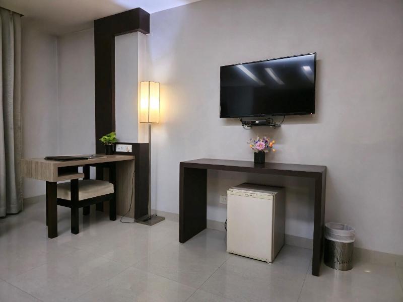 Hotel Daaysco Oley Allo image