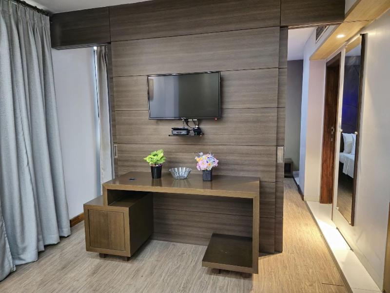 Hotel Daaysco Oley Allo image