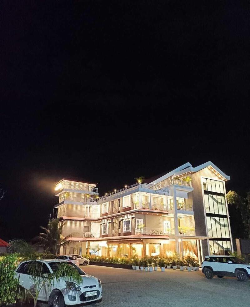 Hm Resort