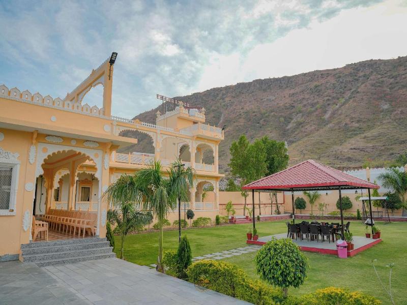 Akshay Valley Hotel Restro image