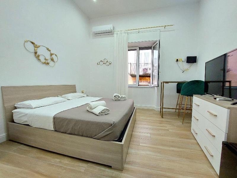 Berenice Suite image