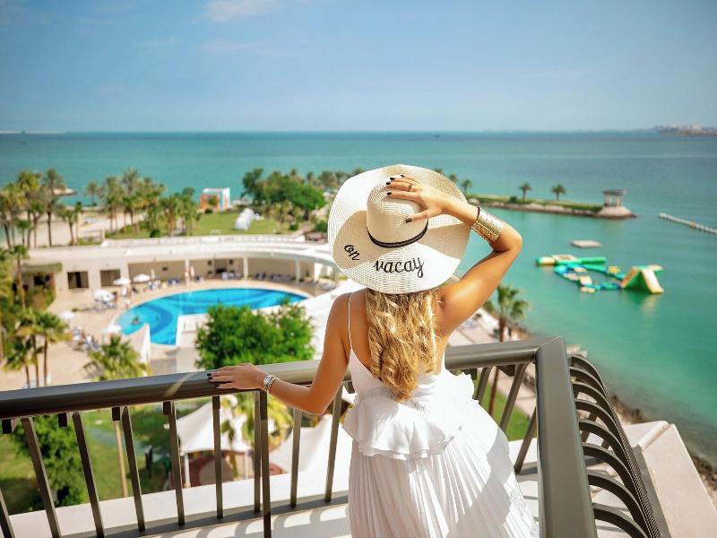 Sheraton Grand Doha Resort & Convention Hotel image