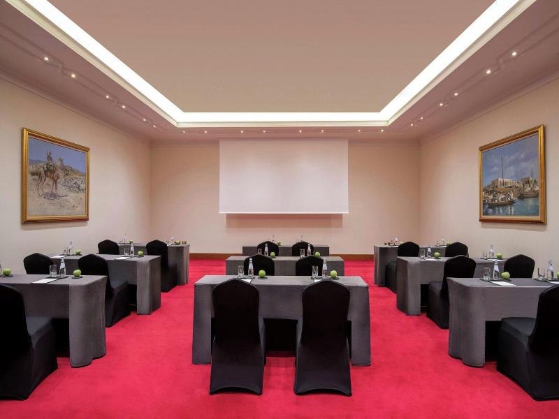 Sheraton Grand Doha Resort & Convention Hotel image