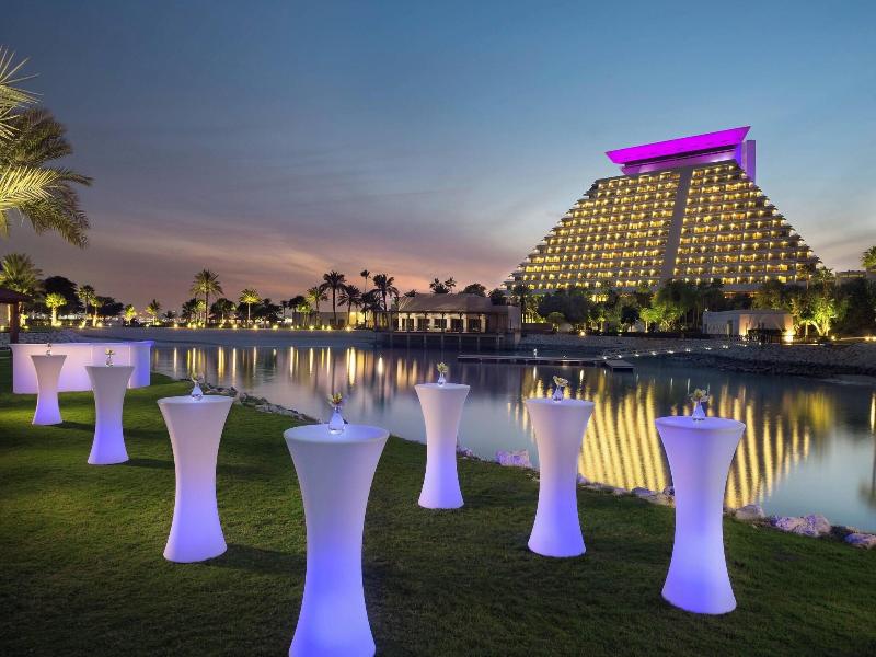Sheraton Grand Doha Resort & Convention Hotel image