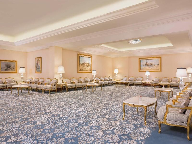 Sheraton Grand Doha Resort & Convention Hotel image