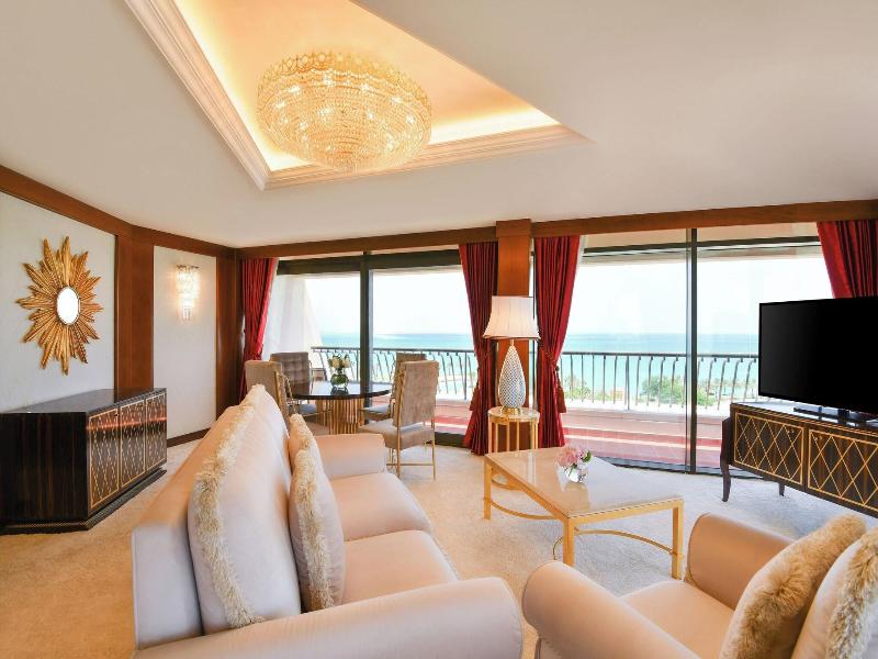 Sheraton Grand Doha Resort & Convention Hotel image