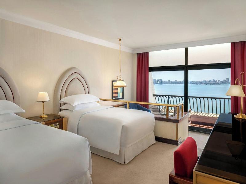 Sheraton Grand Doha Resort & Convention Hotel image