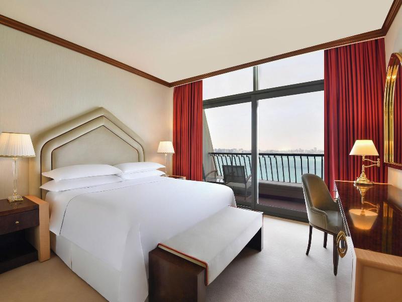 Sheraton Grand Doha Resort & Convention Hotel image