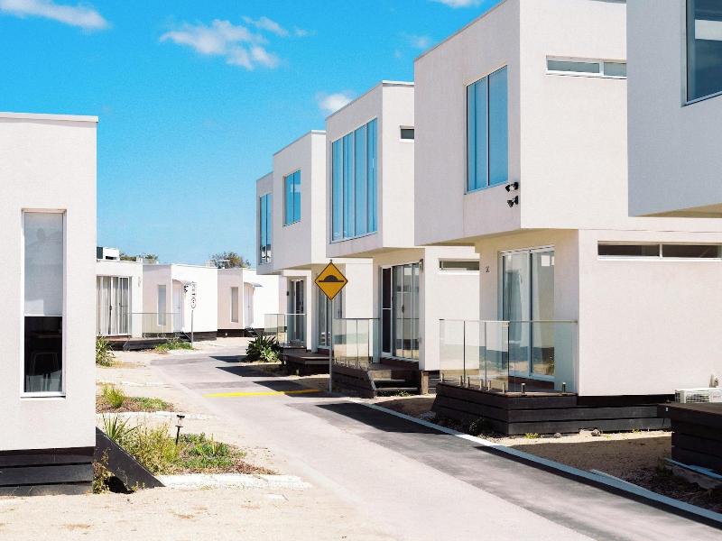 Peninsula Beachside Accommodation image