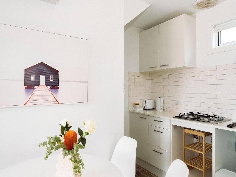 Peninsula Beachside Accommodation image