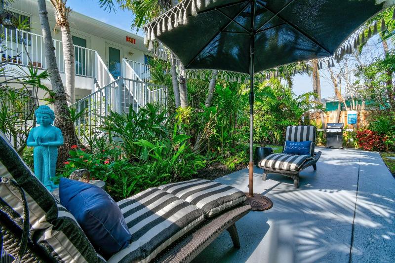 Sunshine Shores Boutique Apartments image