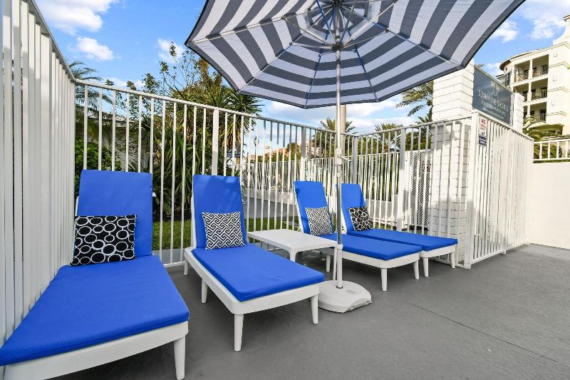 Sunshine Shores Boutique Apartments image
