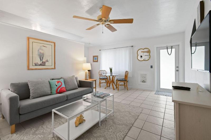 Sunshine Shores Boutique Apartments image