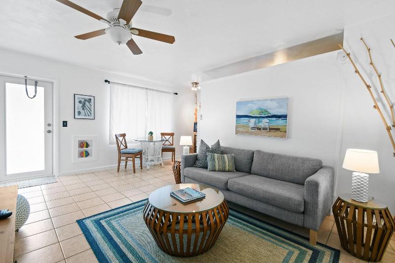 Sunshine Shores Boutique Apartments image
