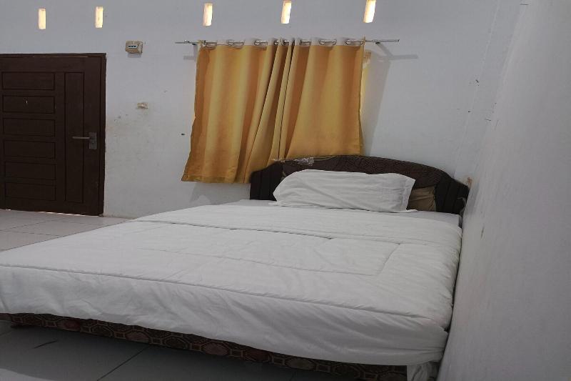 Spot On 93375 Elang Homestay image