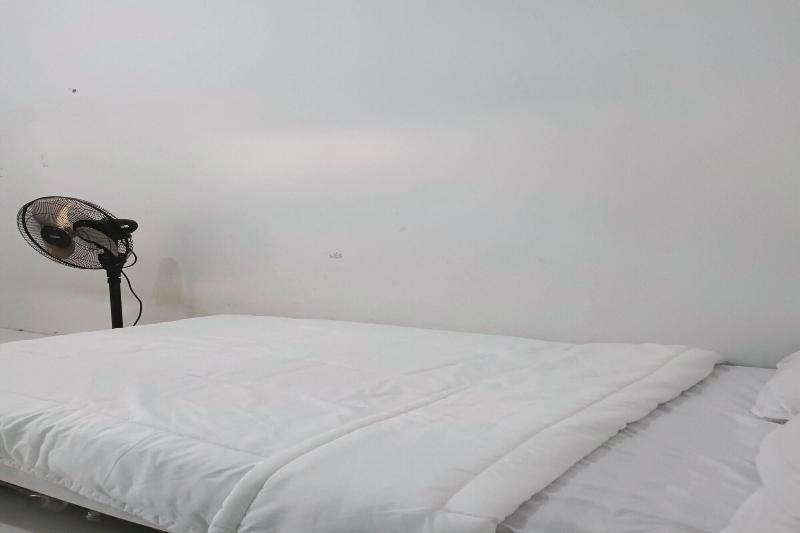 Spot On 93375 Elang Homestay image