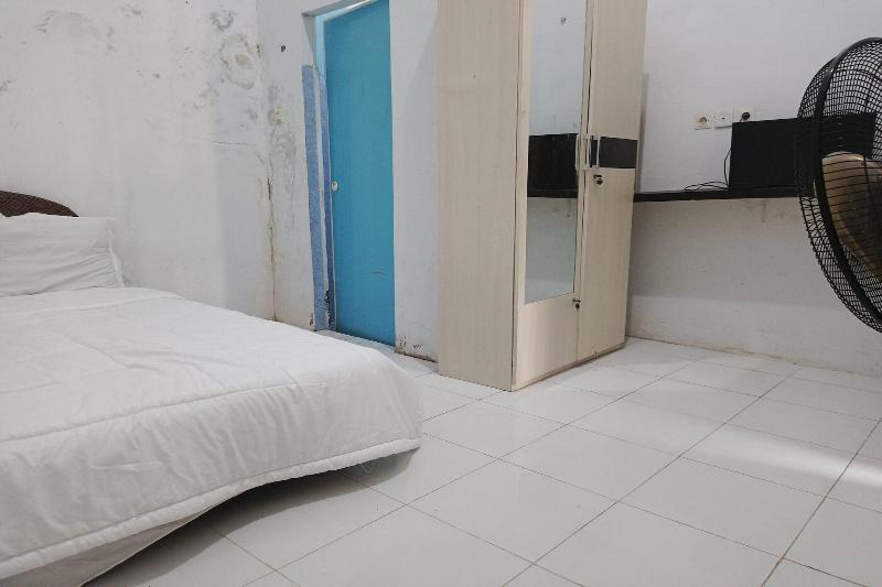 Spot On 93375 Elang Homestay image