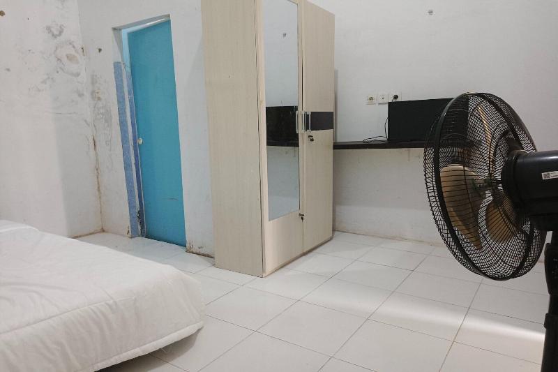 Spot On 93375 Elang Homestay image