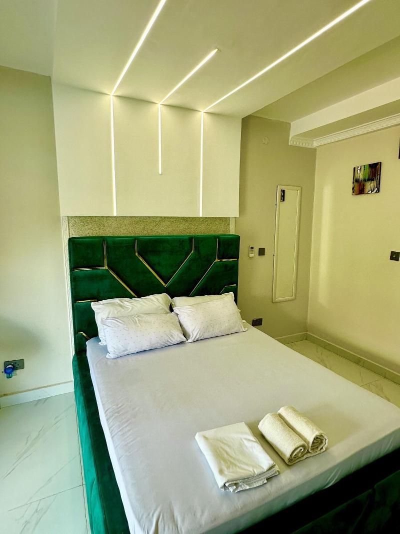 Kisa Apartments 5