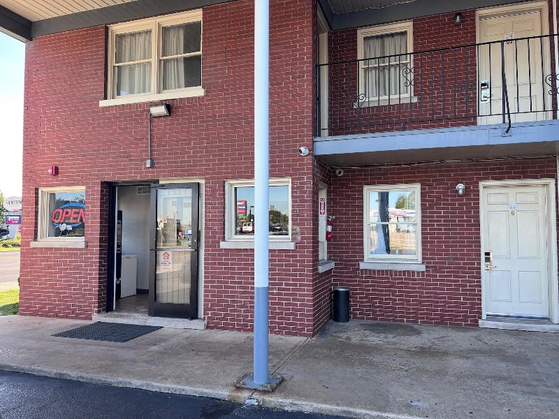 Capital O Elite Inn & Suites South Holland I 94 image