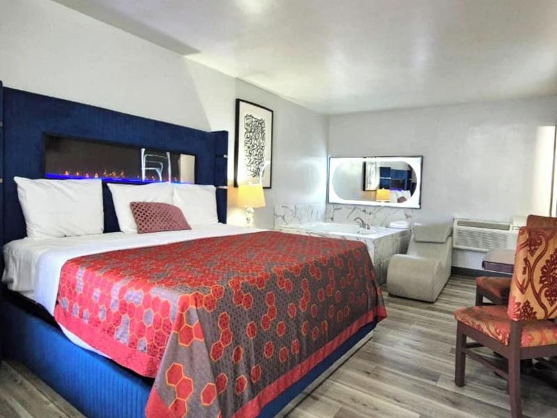 Capital O Elite Inn & Suites South Holland I 94 image