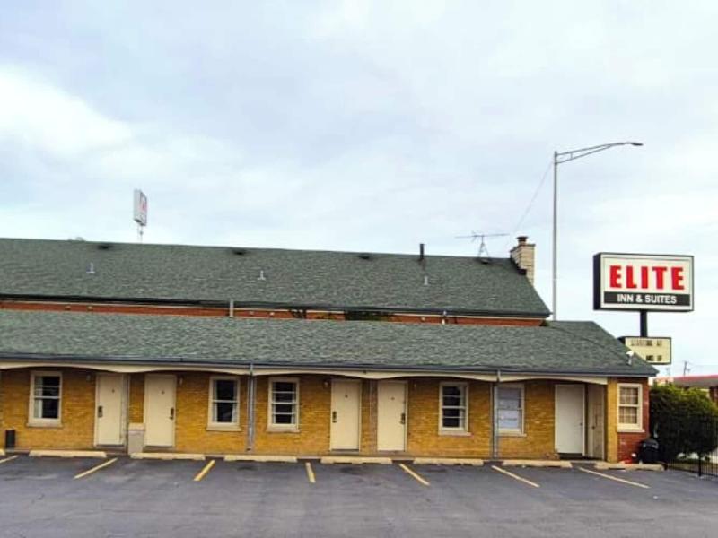 Capital O Elite Inn & Suites South Holland I 94 image