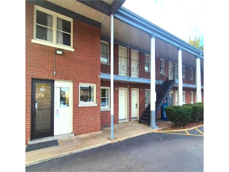Capital O Elite Inn & Suites South Holland I 94 — general view